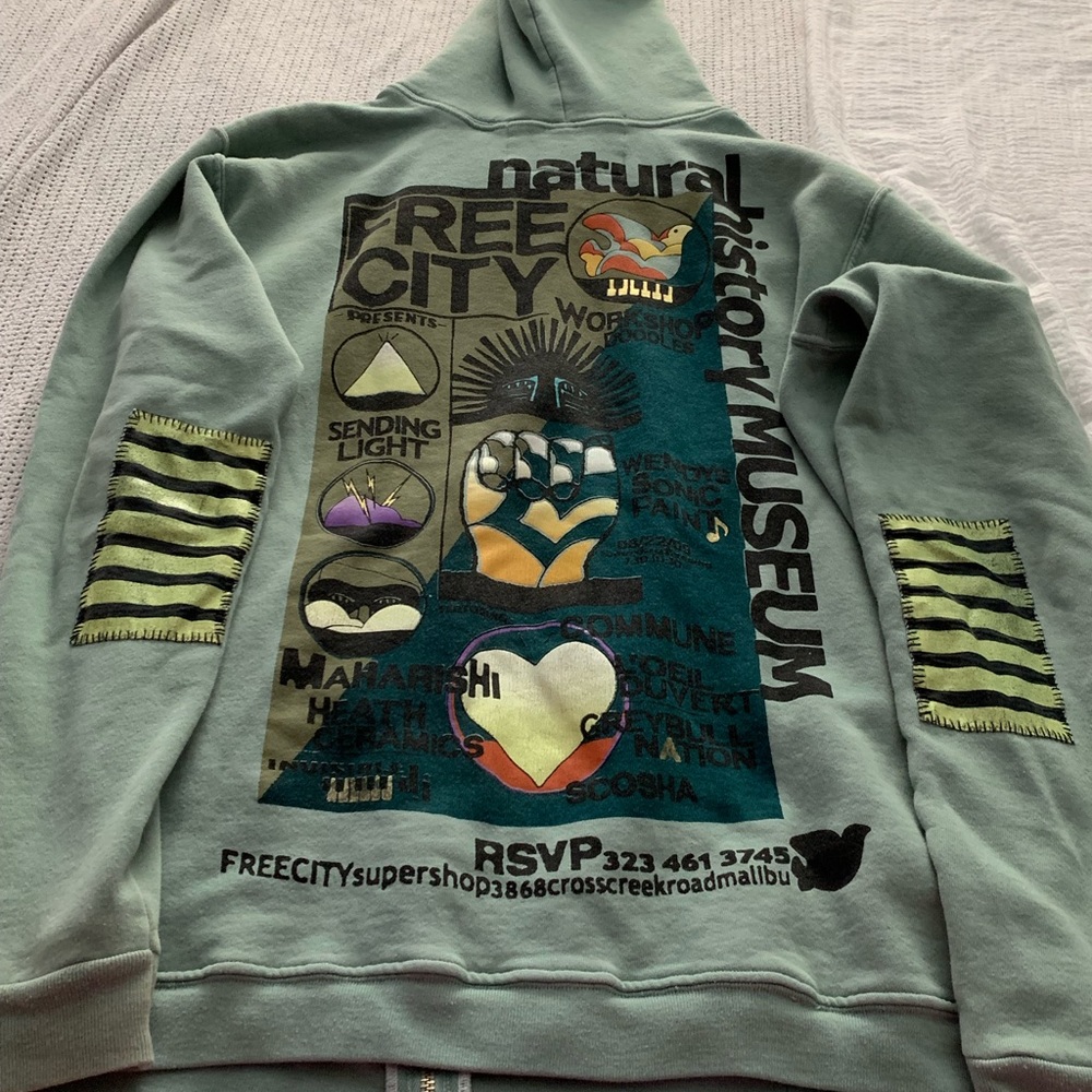 Free City Zip Up